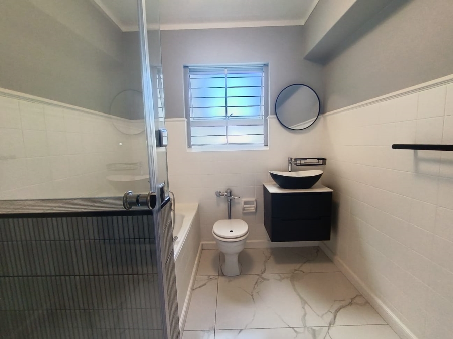 To Let 3 Bedroom Property for Rent in Claremont Western Cape